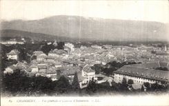 CPA Chambery Vue generale et la Caserne d Infanterie