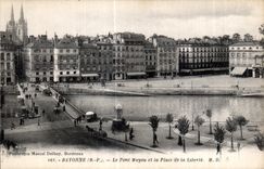 CPA Bayonne Le Pont Mayou et la Place de la Liberte