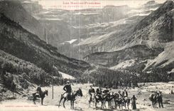 CPA Cirque de Gavarnie Caravane de tourisme Descente du cirque Ane Donkey