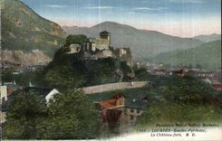 CPA Lourdes (Hautes Pyrenees) Le Chateau fort