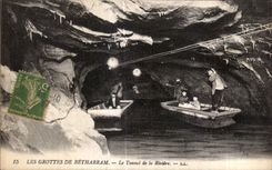 CPA Les Grottes De Betharram Le Tunnel de la Riviere