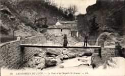 CPA Falls Of the Wolf the Bridge and the Vault St Arnoux