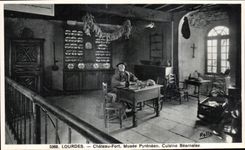 CPA Lourdes Chateau Fort Musee Pyrenees Cuisine Bearnaise