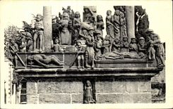 CPA St Thegonnec Detail du Calvaire
