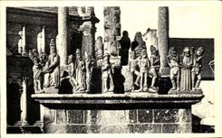 CPA Saint Thegonnec Detail du Calvaire