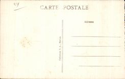 CPA St Thegonnec (Finistere) Le Calvaire et I Ossuaire (XVI siecle)