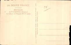 CPA Saint Thegonnec (Finistere) Le Calvaire et I Ossuaire (XVII siecle)