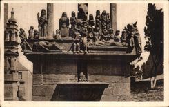 CPA Bretagne St Thegonnec (Finistere) Details du Calvaire cote Nord