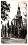 CPA Dinan (Cotes du Nord) L Eglise St Sauveur