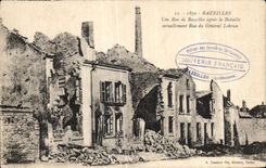 CPA Bazeilles una calle de Bazeilles despues de la calle de la batalla de general Lebrun Militaria