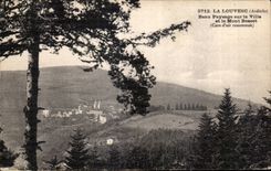 CPA La Louvesc Ardeche Beau Paysage sur la Ville et le mont Besset