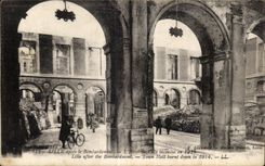 CPA Lille after the Bombardment Town hall sets fire to in 1914 Militaria