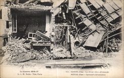 CPA La Guerre 1914-17 Noyon Oise La devas ation allemande Militaria
