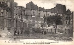 CPA La Grande Guerre Arras Le Musee avec toutes ses richesses est detruit Militaria