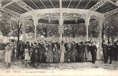 CPA Vichy La Source de I Hopital