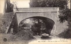 CPA Vichy Pont sur le Johan vers les Malavaux