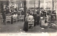 CPA Vichy Le Parc La Restauration