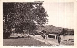 CPA Vichy Nonveau Parc et cote Saint Amand