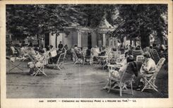 CPA Vichy Cremerie du Nouveau Parc a L Heure du the