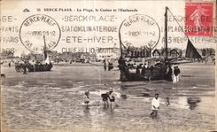CPA Berck Plage La Plage le Casino et I Esplanade Bateau