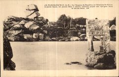 CPA Ploumanac h Le Chapeau de Napoleon et I oratoire St Guitee A maree basse les jeunes filles a marier viennet piquer des epingles dans le nez du saint