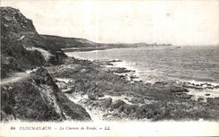 CPA Ploumanac h Le Chemin de Ronde