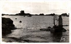 CPA Ploumanac h La Baie interieure et I Oratoire de Saint Guirec