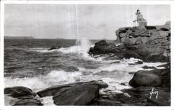 CPA Ploumanac h Les Rochers du Phare