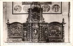 CPA Treguier Interieur de La Cathedrale L autel du rosaire
