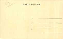 CPA Tregastel Le De rocher Monumental dominant la Plage