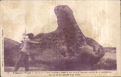 CPA Tregastel Plage Pierre braniante pesant 6000 kilos et pouvant esciller de sous la simple poussee d un enfant