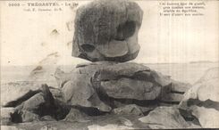 CPA Tregastel Le De Cet enorma hloc de granit gros comma une maison II sert d amer aux Marins