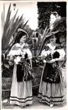 CPA Cote D Azur Nicoises sur le Promenade Folklore Costume Nice
