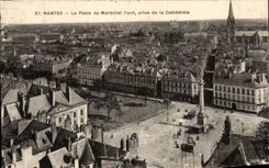 CPA Nantes the Place of Marechat foch taken Cathedral
