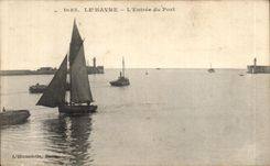 CPA Le Havre L Entree du Port Bateau
