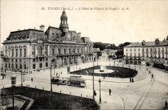 CPA Tours Town hall and the Place