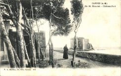 CPA Cannes Island St Honorat Monk