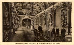 CPA La Benedictine A Fecamp Musee La Salle Des abbes