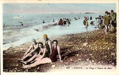 CPA Dieppe la playa tiene la hora de los banistas de las mujeres del bano