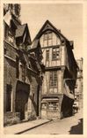 CPA Soft France Rouen Old women Houses street Saint Romain