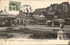 Jardines de CPA Dieppe del casino y hombre de Chateu del viejo