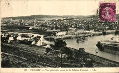 CPA Fecamp vue generale prise de la falaise d amont