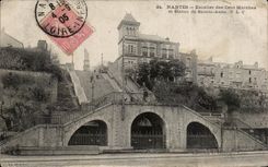 CPA Nantes Staircase of the Hundred Markets and Statue of Saints Anne