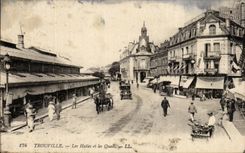 CPA Trouville Les Halles et les Quais