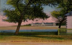 CPA Croisic (the Loire inf) Marine Hospital of PEN Bron taken of the quay