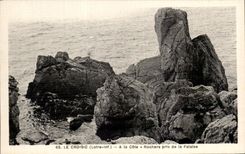 CPA Croisic (the Loire Inf) With the Dimension Rocks Taken of Cliff
