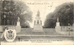 CPA Nantes Monument with the Dead children For the Fatherland