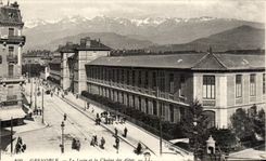 CPA Grenoble Le lycee et la chaine des Alpes