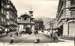 CPA Grenoble La Rue Felix Poulat et I Eglise Saint Louis