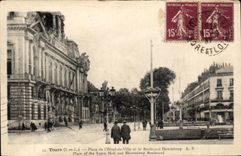 CPA Tours Place of Town hall and the Heutreloup Boulevard Places Off The Town Hall and Heurteloup Boulevard